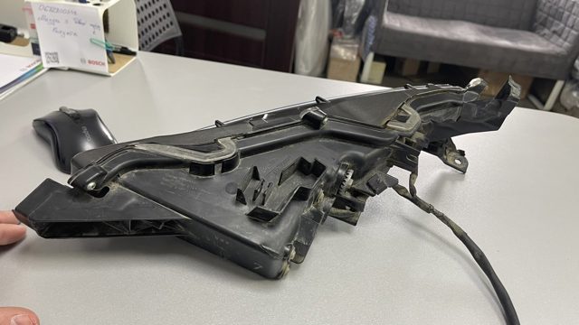 Фара, ліва Lexus RX 450H/350L/200T