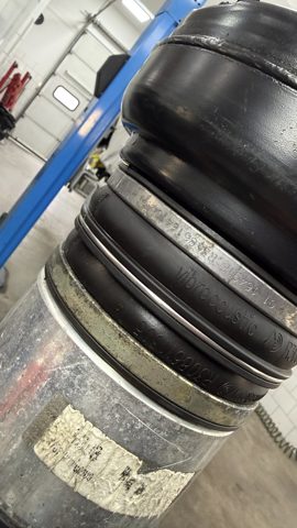 Пневмоподушка/пневморессора моста переднього 95B616039F PORSCHE