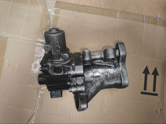 Клапан EGR рециркуляції газів LR000997 LAND ROVER