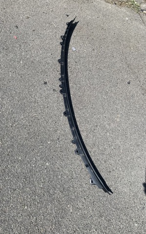 Решітка двірників 31424477 VOLVO