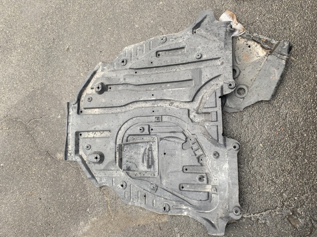 Захист піддона 5142006010 TOYOTA