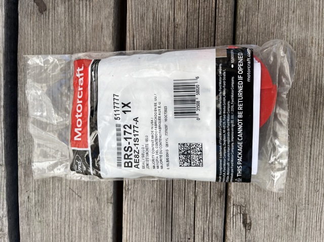 Сальник піввісі AE8Z1S177A FORD
