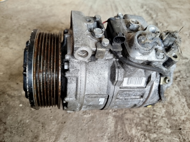 Компресор кліматичної установки A0002306411 MERCEDES