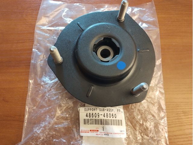 Кріплення переднього амортизатора 4860948060 TOYOTA