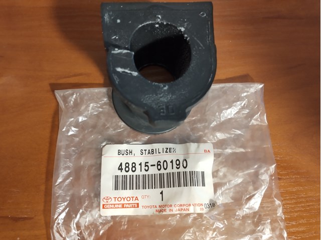Подушка стабілізатора передня 4881560190 TOYOTA