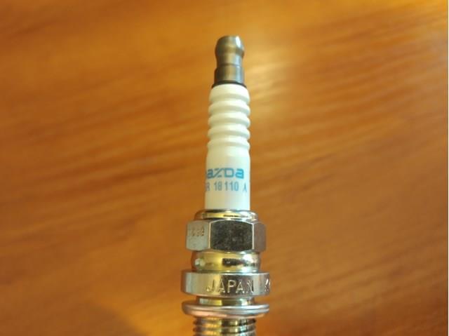 Свічка запалювання PE5R18110A MAZDA