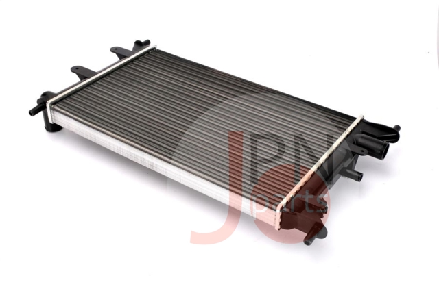 Радіатор системи охолодження двигуна D7G027TT THERMOTEC