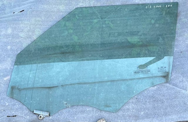 Вікно (передніх дверей) двері 82410B2050 HYUNDAI