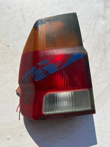 Ліхтар задній лівий MR322701 MITSUBISHI