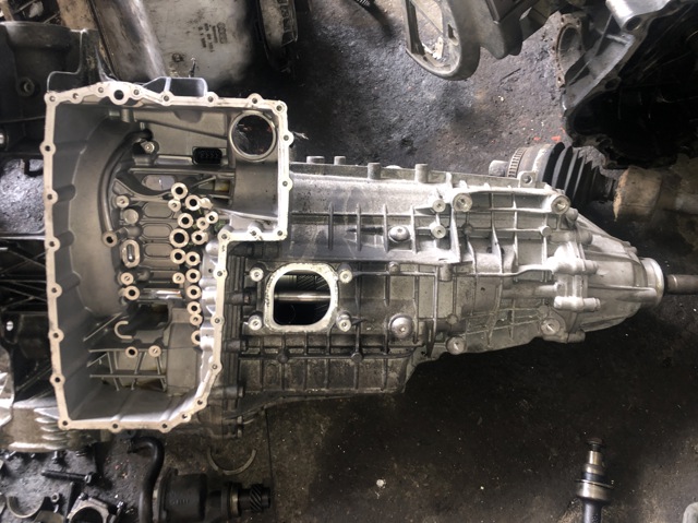 Корпус КПП 0CL301103H VAG
