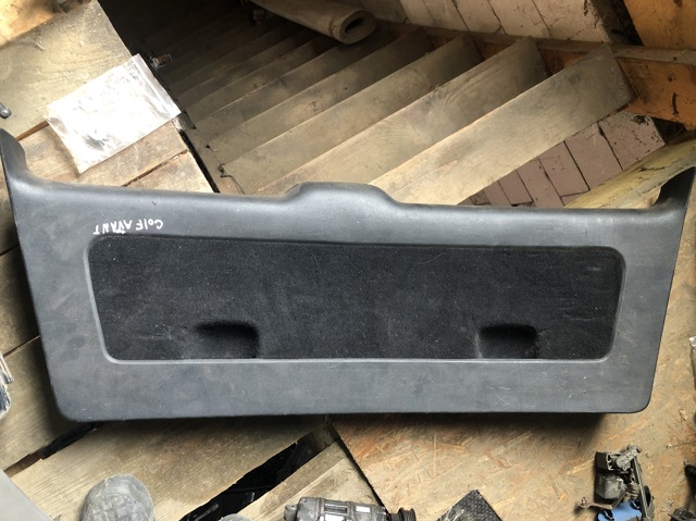 Обшивка ляди 1J9867601 VAG