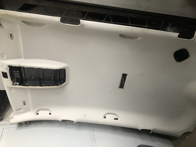 Оббивка кузова 1T0867501R VAG