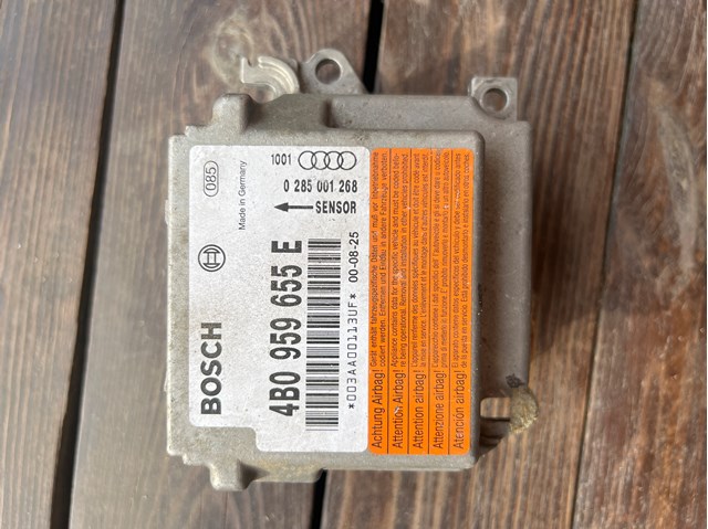 Блок управління airbag 4B0959655E VAG