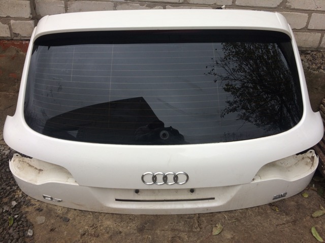 П'яті двері 4L0827023B VAG