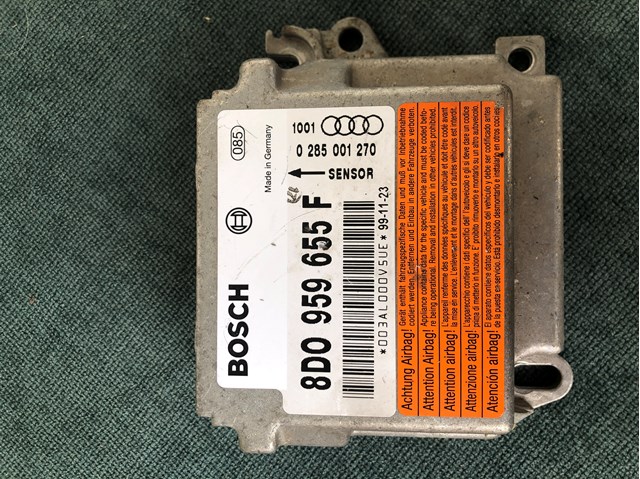 Блок управління airbag 8D0959655F VAG