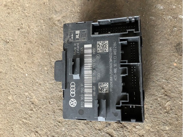 Блок комфорту передніх дверей 8T0959793G VAG