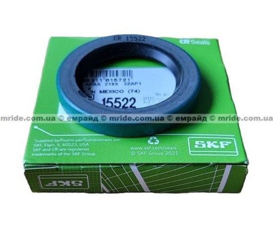 Сальник передньої маточини 15522 SKF