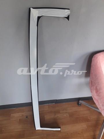 Накладка задньої 3-й/5-й двері 87310B2000 HYUNDAI