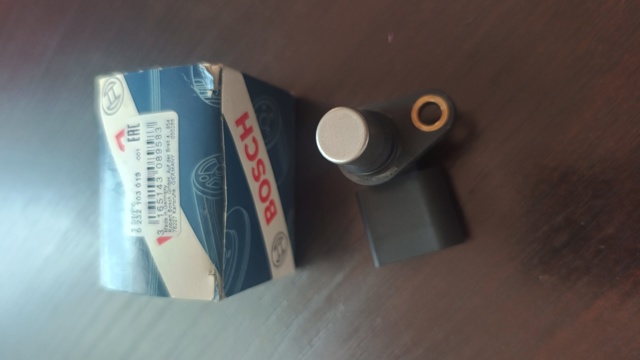 Датчик обуртів распредвалу 0232103019 BOSCH