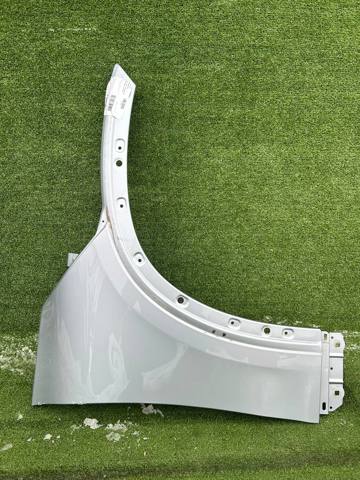 Переднє праве крило A2968810400 MERCEDES
