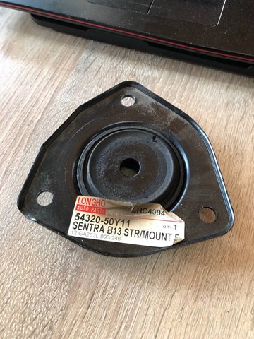 Подушка амортизатора переднього 5432050Y11 NISSAN