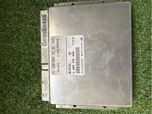 Блок керування ESP 0295455032 MERCEDES