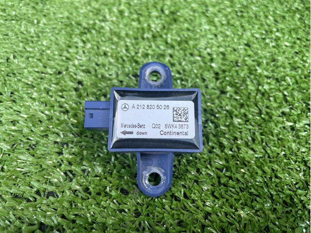 Датчик Ейрбег передній 2128205026 MERCEDES