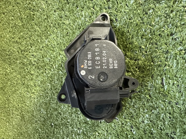 Мотор заслінки печі 6930299 BMW