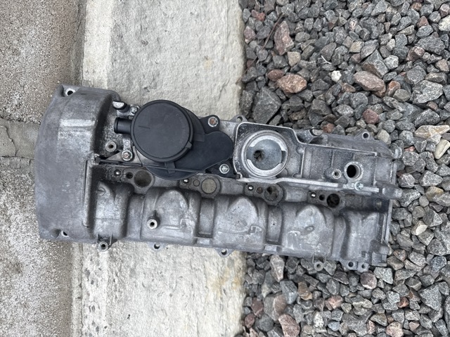 Кришка клапанна A6110161305 MERCEDES