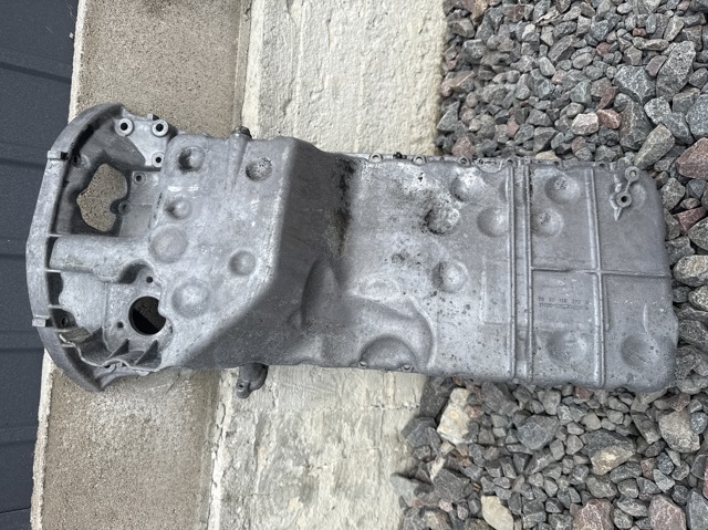 Піддон масляний картера двигуна R6470140302 MERCEDES