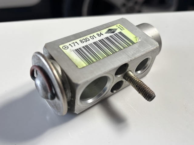 Клапан TRV, кондиціонера 1718300184 MERCEDES