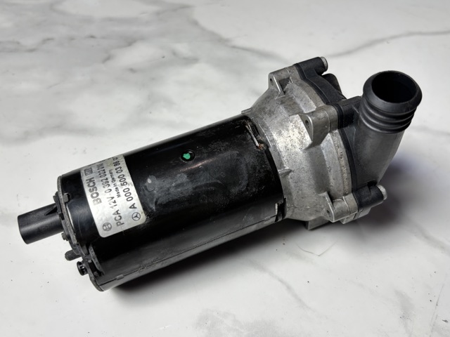 Водяний насос охолодження електро додатковий A0005000386 MERCEDES