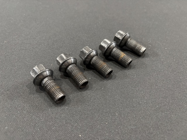 Болти до колеса A0009901707 MERCEDES