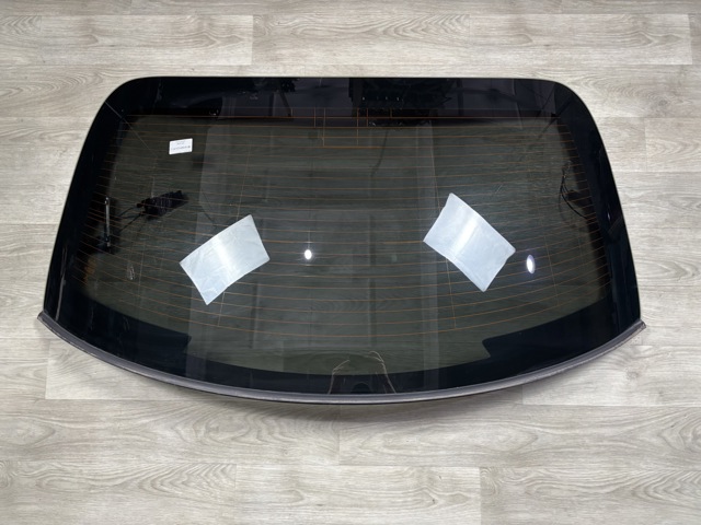 Вікно заднє A1176700180 MERCEDES