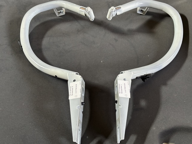 Петля кришки багажника A1177500228 MERCEDES
