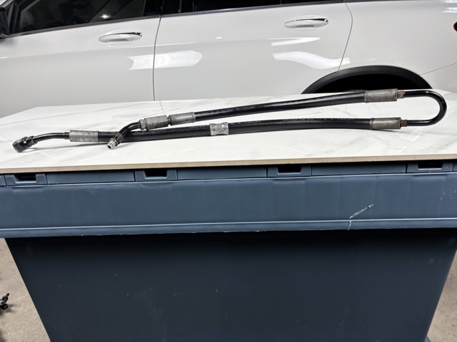 Патрубок високого тиску гідропідсилювача A1644602224 MERCEDES
