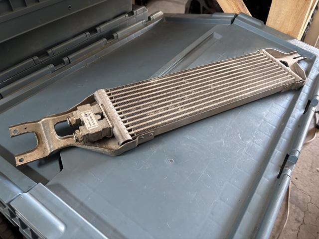 Радіатор охолодження, АКПП A1645002400 MERCEDES