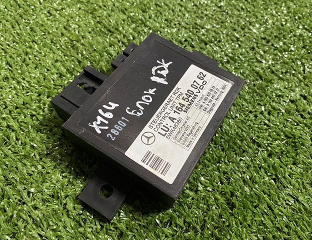 Блок системи контролю тиску в шинах A1645400762 MERCEDES