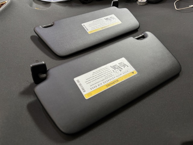Козирок протисонячний A17681016009H43 MERCEDES