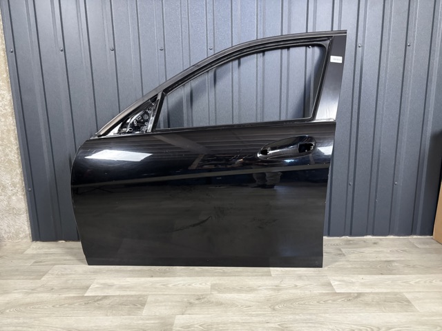 Двері кабіни A2047200105 MERCEDES