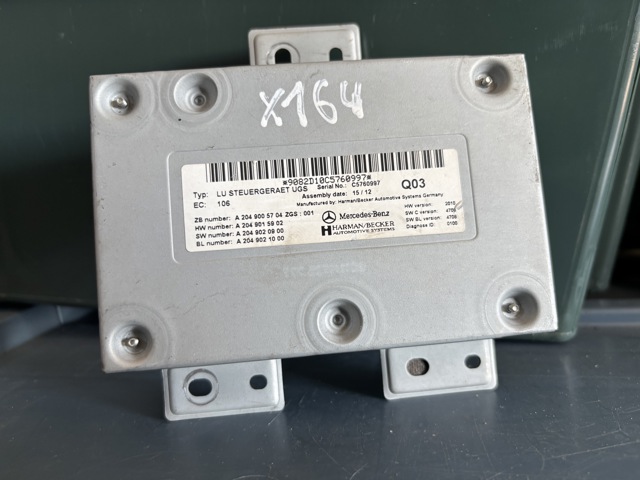 Блок керування мультимедійний A2049005704 MERCEDES