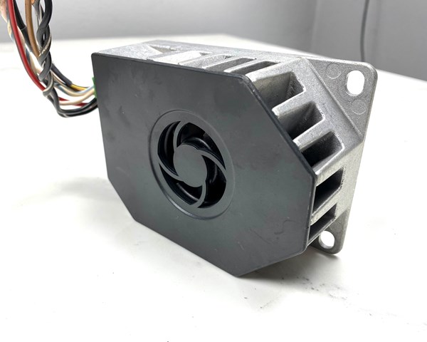 Підсилювач звуку аудіосистеми A2118705189 MERCEDES