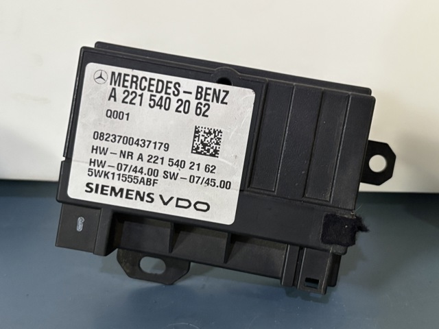 Модуль (блок) управління паливного насоса A2215402062 MERCEDES