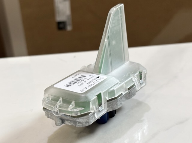 Антена автомобильна A2229056307 MERCEDES