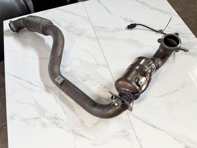 Штани глушника передні A2464900710 MERCEDES