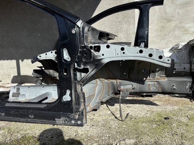 Лонжерон рами передній правий A2466202000 MERCEDES