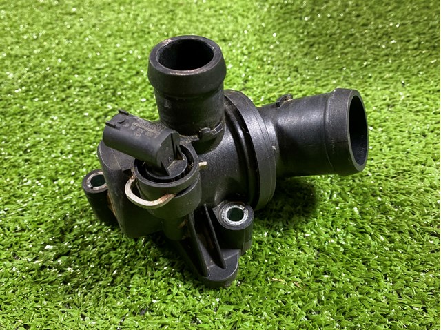 Корпус термостата в зборі A2662030675 MERCEDES