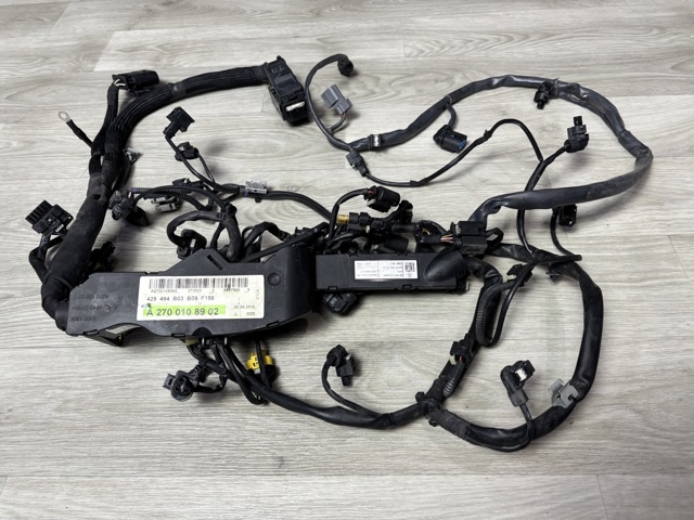 Електропроводка моторного віддсіка A2701507133 MERCEDES