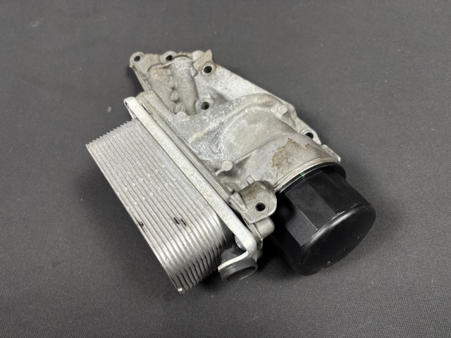 Корпус масляного фільтра A2721800510 MERCEDES
