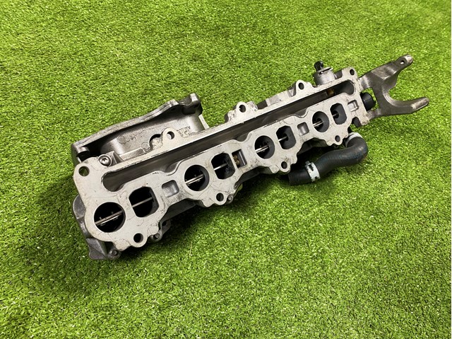 Колектор впускний A6400901137 MERCEDES